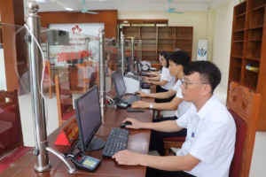 Thu hồi khẩn thuốc nhỏ mắt Natri Clorid 0,9% không đạt chất lượng để bảo vệ sức khỏe người dân